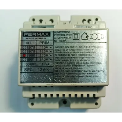 ALIMENTADOR PORTERO 220Vca-12Vac 1,5A 18VA 8980 FERMAX ALIMENTADOR PORTERO 220Vca-12Vac 1,5A 18VA 8980 FERMAX