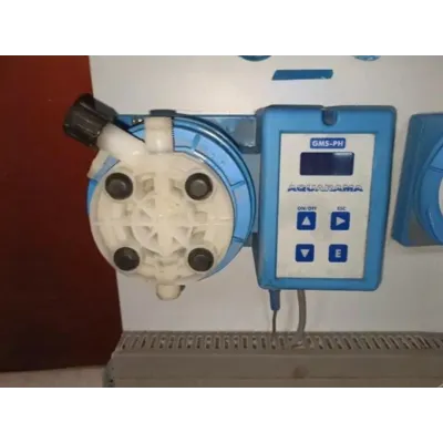 BOMBA DOSIFICADORA GPH CAUDAL 5 L/H A 5 BAR DOSIM 36373