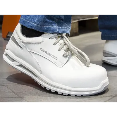 ZAPATO SEGURIDAD MAUI S3L FO SR 3H191I BLANCO GIASCO ZAPATO SEGURIDAD MAUI S3L FO SR 3H191I BLANCO GIASCO