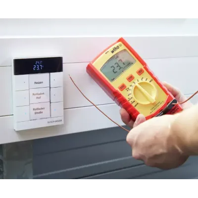 MULTIMETRO DIGITAL 1000V CA CAT IV 45215 WIHA55