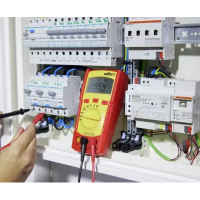 MULTIMETRO DIGITAL 600V CA CAT IV 45218 WIHA