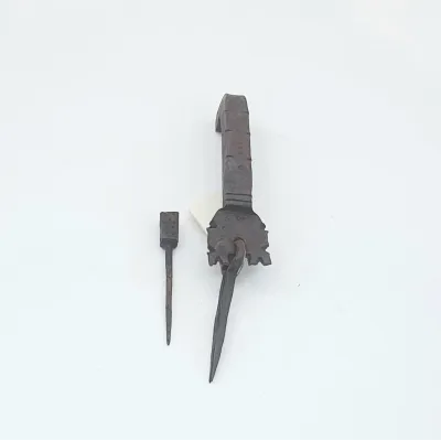 LLAMADOR PENDULO 20 CM LLA-0302 FORJARTE