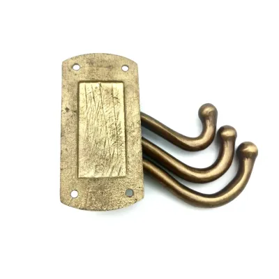 PERCHA F-130 809mm LATON CUERO BRONCES DEL NORTE 